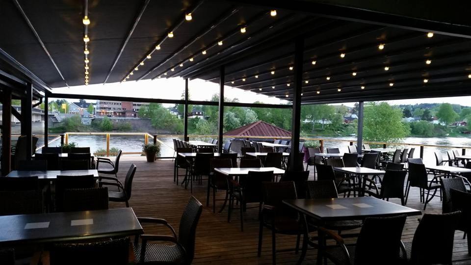 Sanden Hotel Hokksund Bagian luar foto